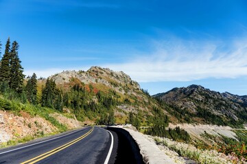 Hiking views on Naches Peak Loop Trail at Mount Rainier