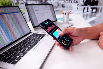Mobile KPI Analytics Dashboard