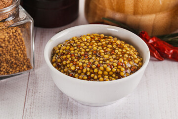 Spicy mustard sauce with seeds