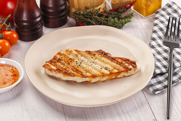 Grilled turkey fillet steak with sauce