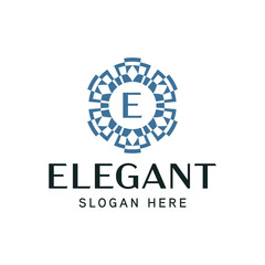 Classic Crest Logo Design for Elegant and Timeless Brands