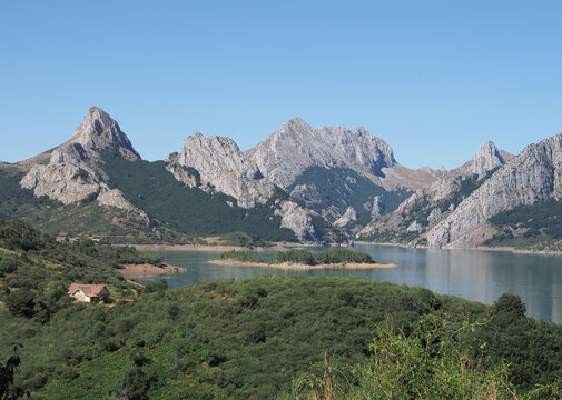 ria&ntilde;o