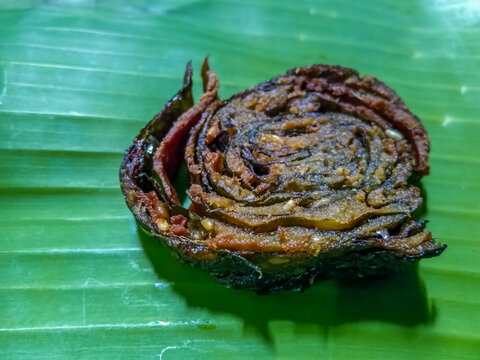 Indian Alu Vadi (Patra Recipe) is placed on banana leaves 