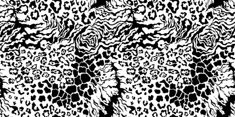 Seamless patchwork pattern. Hand draw animals pattern in vector. Tribal animals collage pattern. © akn