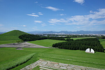 モエレ沼公園から見た札幌市街地、今日は快晴