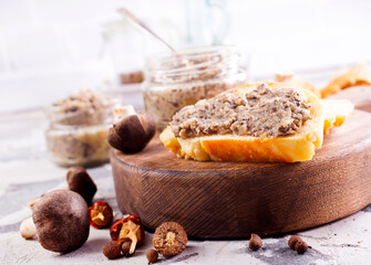 Rustic Toast bread with garlic, mushrooms and herbs