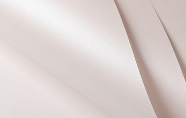Beige and white paper texture with glossy, curved structure Wavy fabric and modern layout with rich shine Elegant reflection and Christmas glow Fine gradient and wave spread