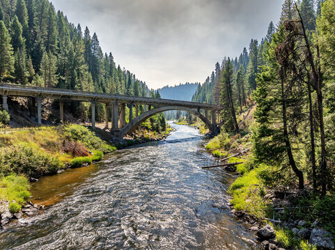 Randow Bridge in Idaho&rsquo;s Payette River
