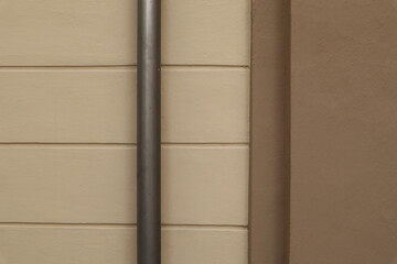 Surface wall with two different textures, horizontal lines and vertical lines 