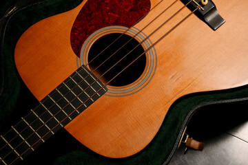 アコースティックベース © tkpho