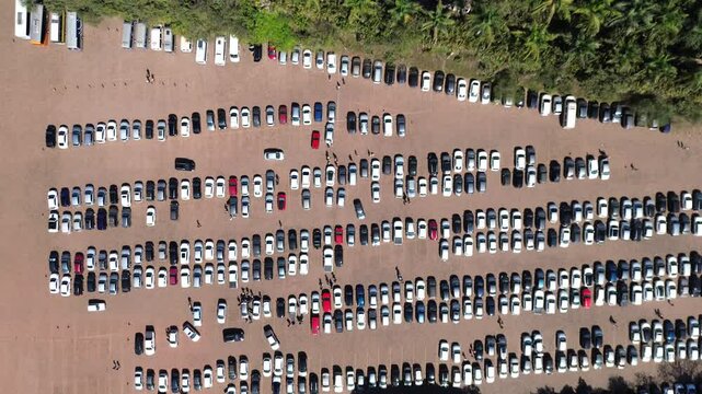 Estacionamento de Carros visto de cima