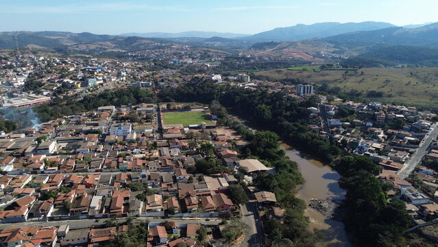 Foto Aerea de Brumadinho MG - Rio Paraopeba