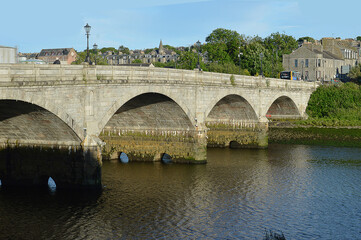 Naklejka premium Queen Victoria Bridge, built 1881, connecting Aberdeen to Torry