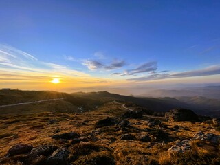 Fototapeta premium sunset in the mountains