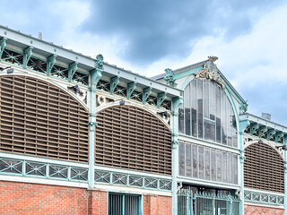 Journey to Chalons-en-Champagne: Exploring the Enchanting Streets of the Old Village