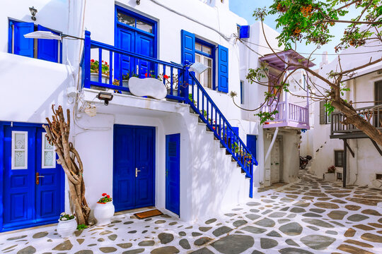 Fototapeta Mykonos street view in Greece, Cyclades