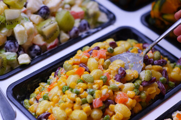 Bar vegetable and fruit salad