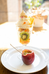 フロムトップのパッションフルーツのパフェ