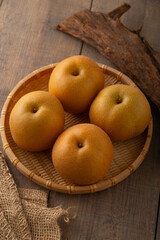 Japanese pears,Asian pears.
Asian pears: any of a variety of pears, mainly of Japanese and Chinese origin, with crisp, juicy flesh and typically have yellow, brown, or green skin.
