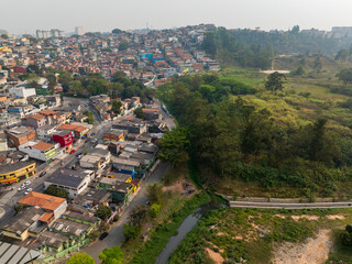 imagens aéreas impressionantes da cidade de Osasco, destacando seus principais pontos e oferecendo...