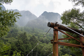 夏の上高地，梓川と河童橋／長野県