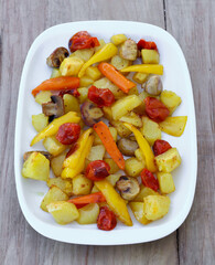 potatoes with mushrooms and pepper