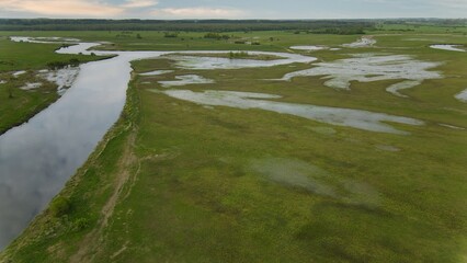 Rozlewiska Narwii. Łomżyński Park Krajobrazowy. Dron