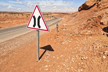 Narrow Road Ahead Traffic Sign