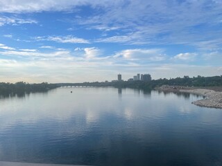 Fototapeta premium City Skyline with River