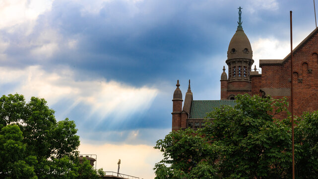 church in the city