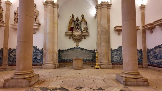 The Hall of the Kings at Alcobaca monastery, Mosteiro de Santa Maria de Alcobaca at Alcobaca, Portugal. A big gothic room with statues of all the kings of portugal