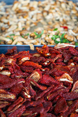 Tomates séchées sur un marché en Sicile