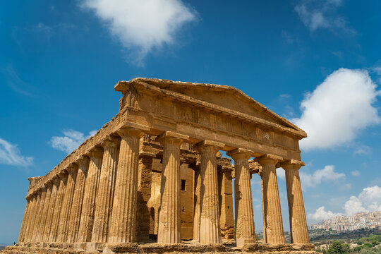 Vall&eacute;e des temples &agrave; Agrigento en Sicile