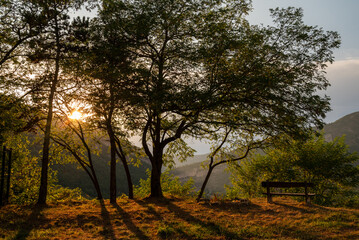 Obraz premium view on the mountains in espenel, Drome region in France, at sunset - tranquility and peace of mind concpet photo