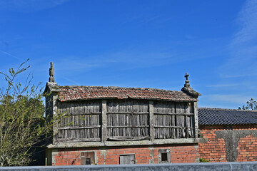 Paesaggi un vecchio Horreo sul cammino Primitivo di Santiago di Compostela fra Arzua e Santiago - Galizia, Spagna
