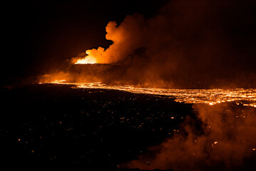 night volcanic eruption in Iceland