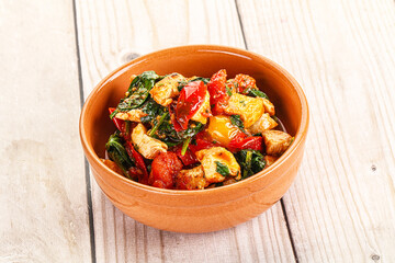 Chicken with tomato and spinach