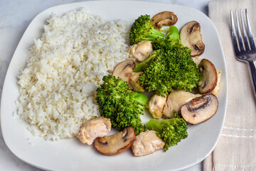rice with broccoli and mushrooms