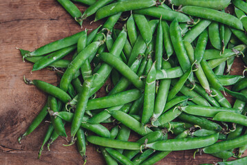 Organic green peas pods, summer food.