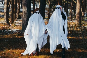 Naklejka premium trendy cute ghost friends halloween 
