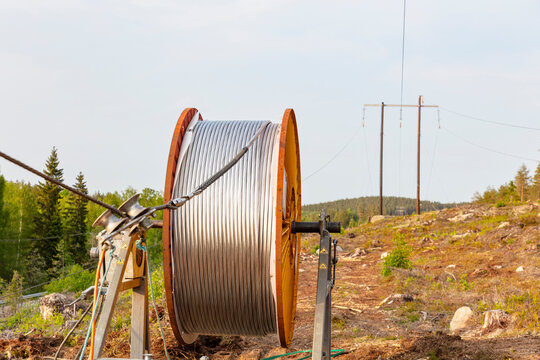 Cable winch at construction site