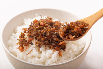 鮭フレークとちりめんじゃこのふりかけご飯　