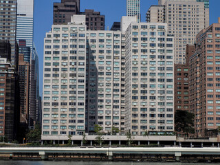 new york manhattan skyscrapers building view from Roosvelt island