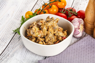 Roasted beef with cream sauce