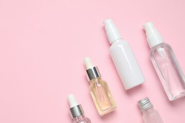 Obraz premium Natural cosmetic products on color background, top view