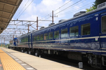 Obraz premium 14系ドリームカーを連結して運行される東武鉄道SLふたら(大樹)号_2024/9/9撮影