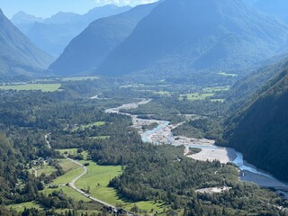 Soca River Valley (Bovec, Slovenia) - Soca Flusstal (Slowenien) - Valle del Fiume Soča - Dolina reke Soče ili dolina rijeke Soče (Slovenija) © Mario