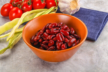 Canned red bean in the bowl