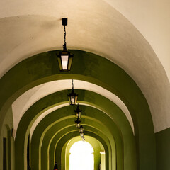 Fototapeta premium a row of building arches and lanterns