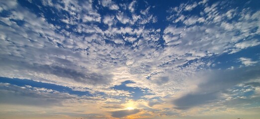 Naklejka premium Open Sky Background